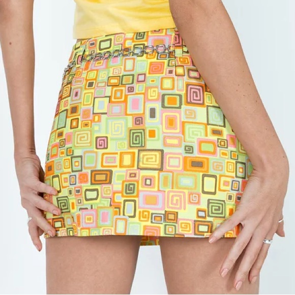 NWT The Ragged Priest Thinker Retro 60s Mod Geometric Mini Skirt With Chain Belt - Picture 6 of 12